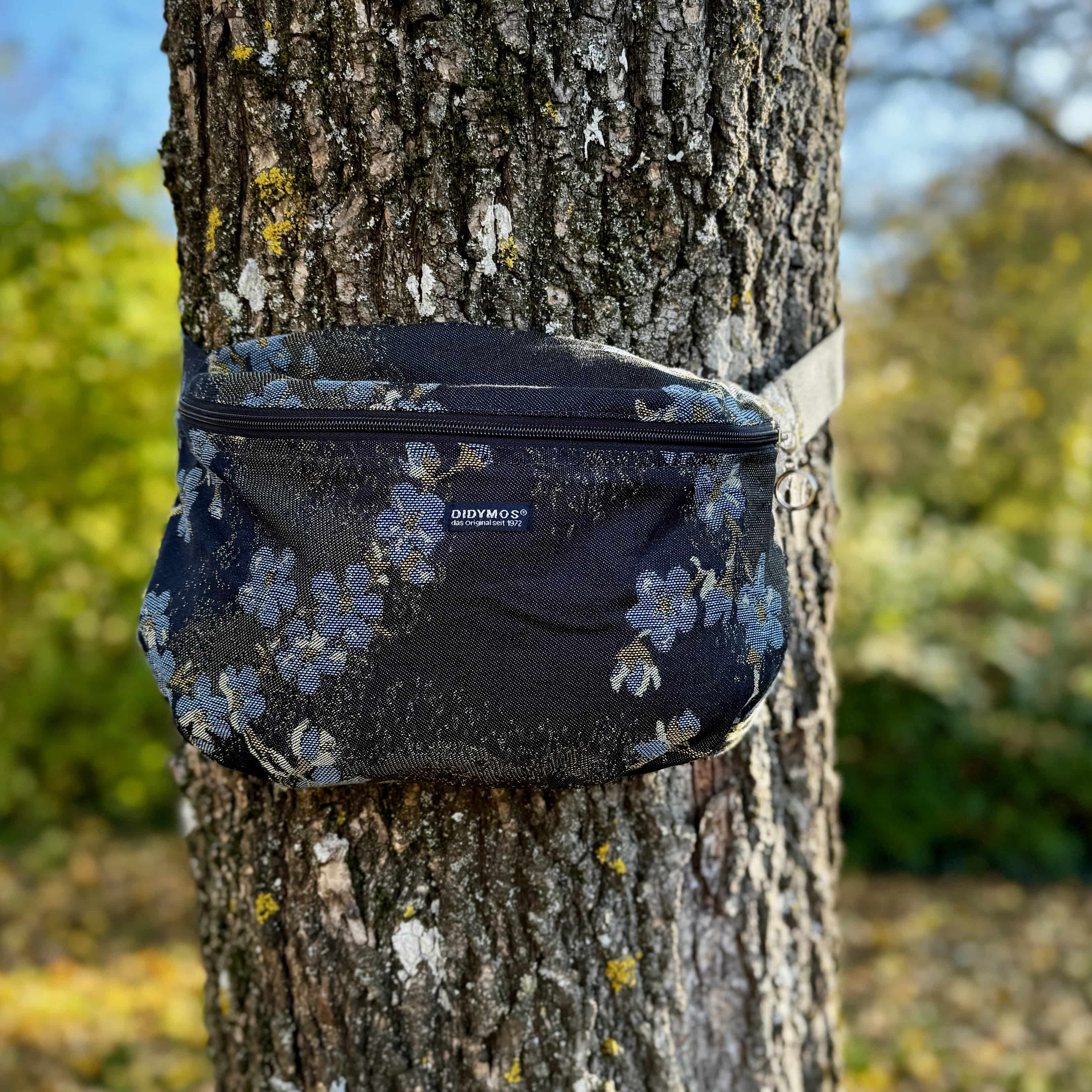 Moon Bag Blue Blossom