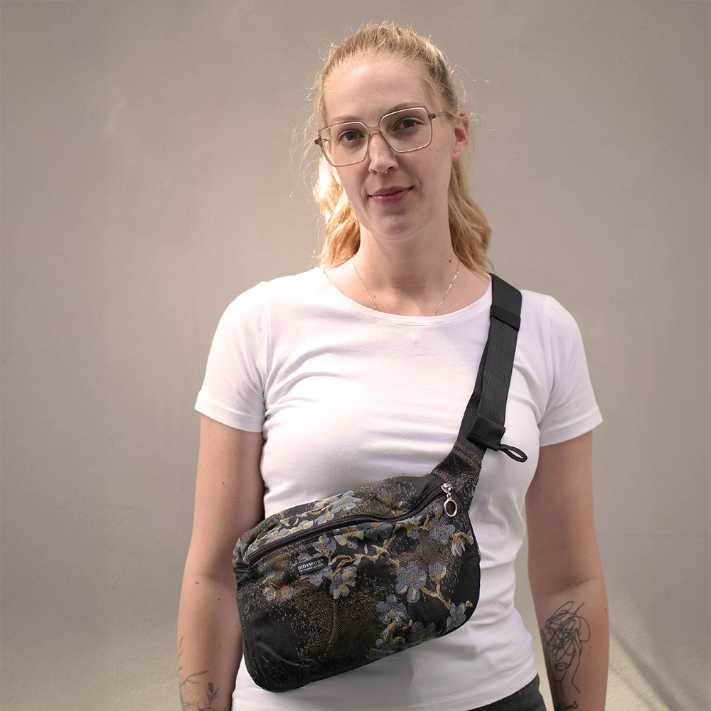 Moon Bag Blaue Blüte Moon Bag Blaue Blüte