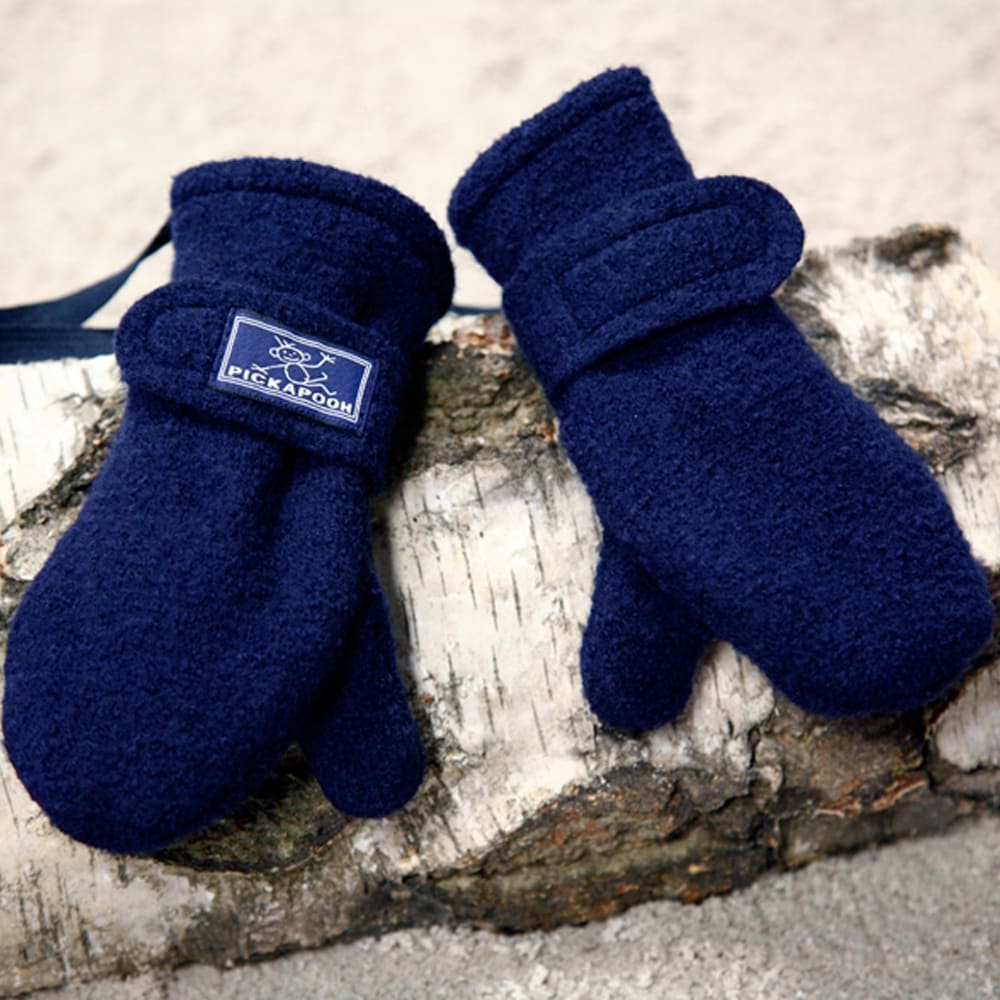 Gloves made of boiled wool marine Gloves made of boiled wool marine