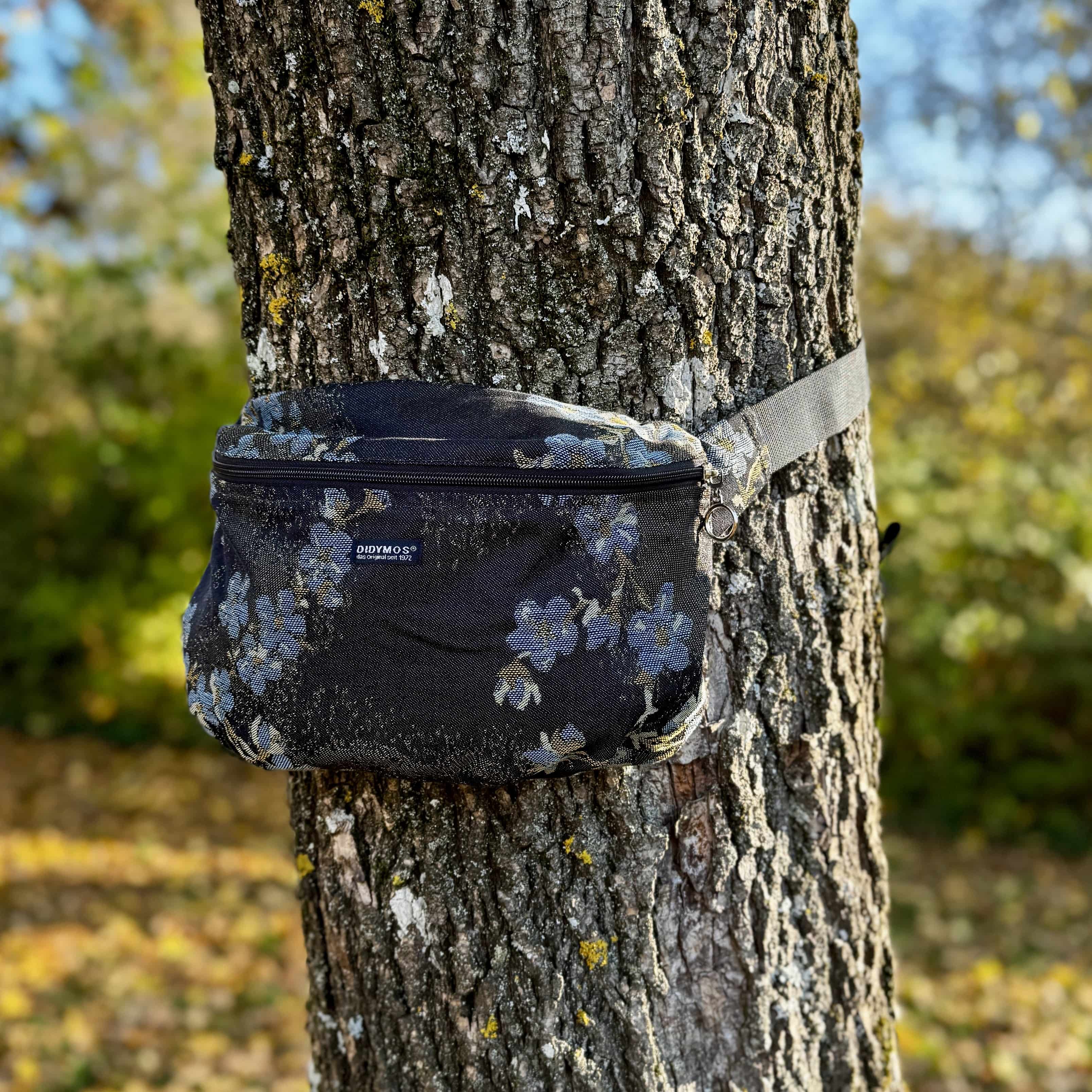 Moon Bag Blue Blossom